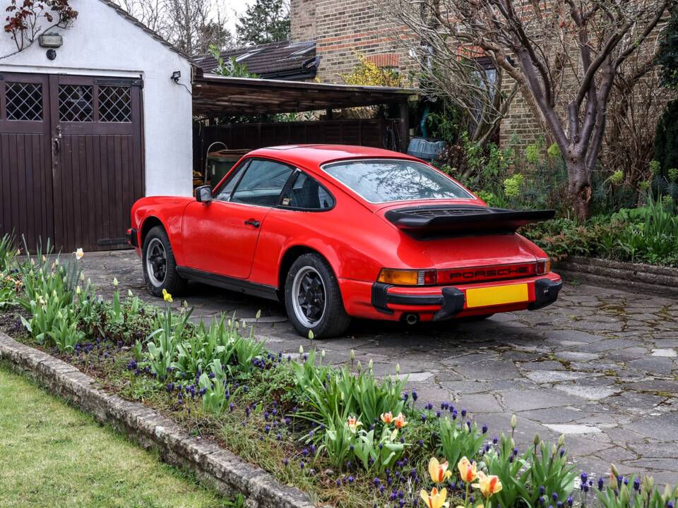 Image 15/49 de Porsche 911 2.7 (1977)