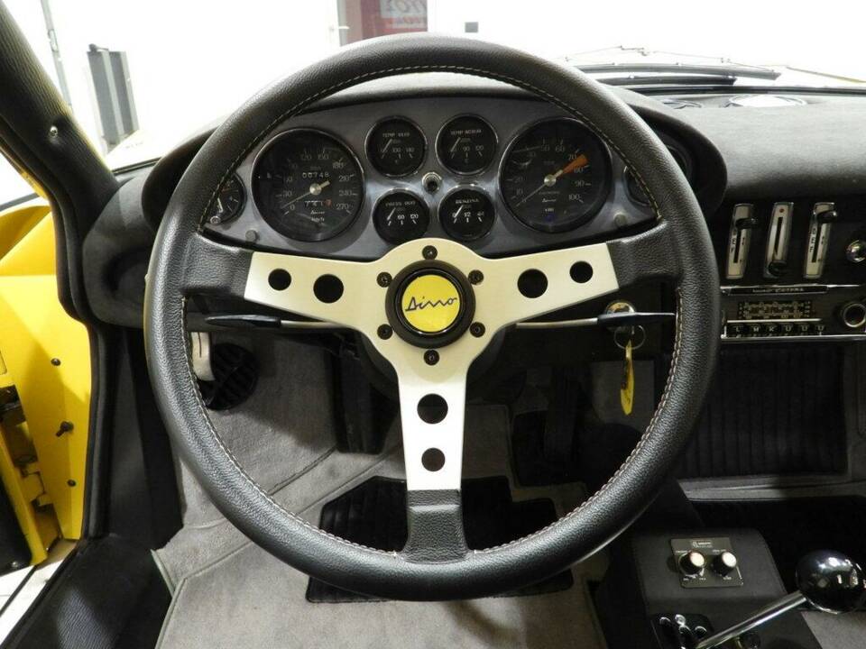 Bild 6/15 von Ferrari Dino 246 GT (1972)