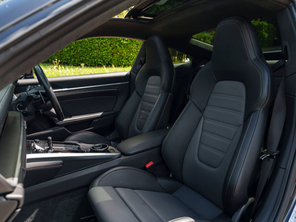 Image 29/33 of Porsche 911 Turbo S (2023)