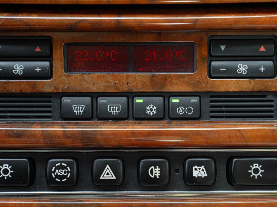 Immagine 35/50 di Bentley Arnage Red Label (1999)