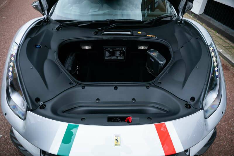 Bild 43/50 von Ferrari 488 Pista (2020)