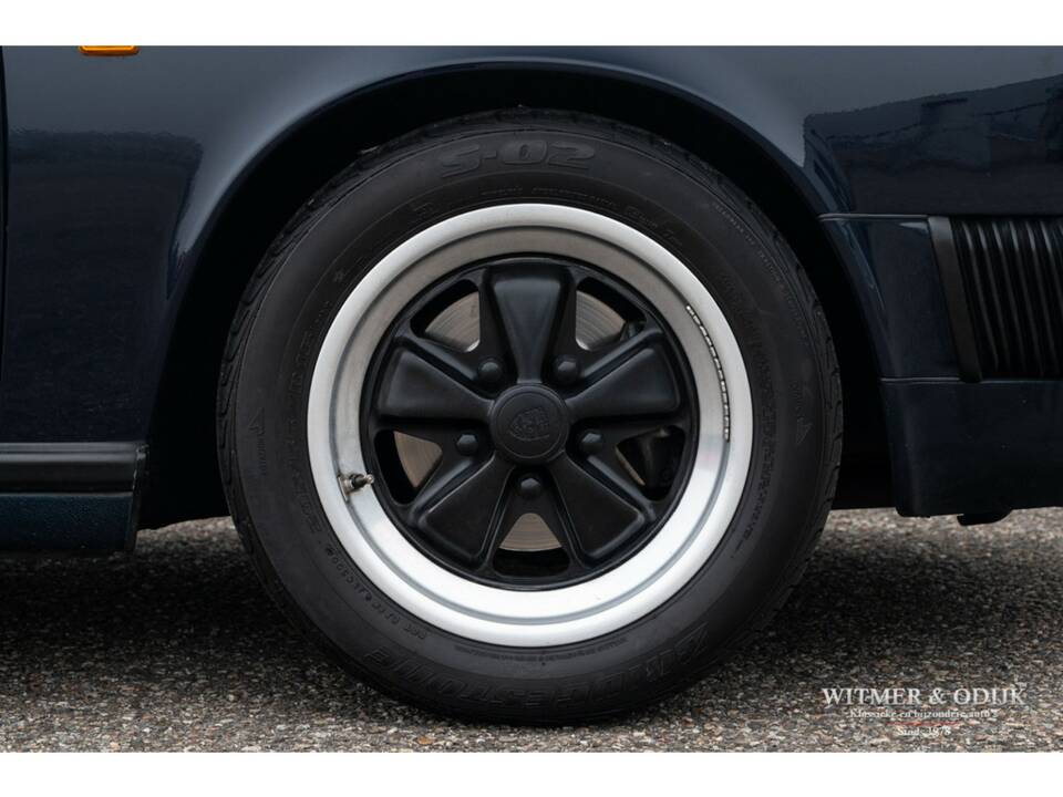 Afbeelding 26/28 van Porsche 911 Carrera 3.2 (1986)