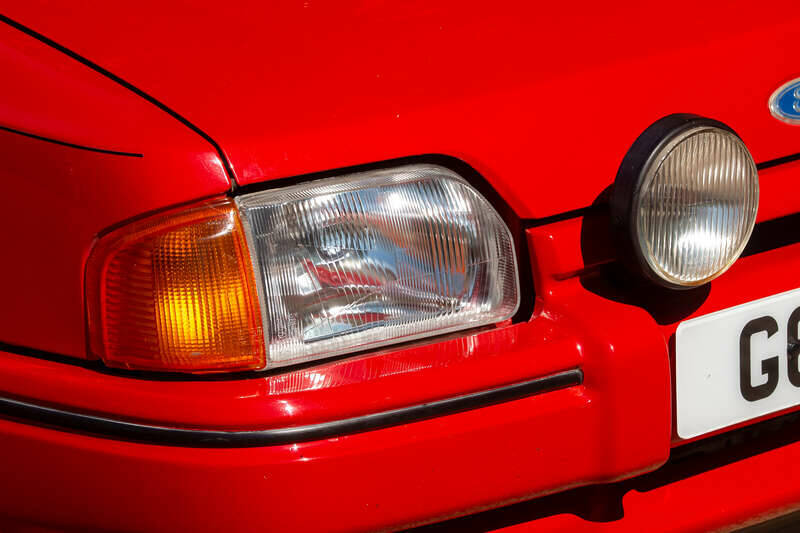 Image 33/50 of Ford Escort IV XR3i (1989)
