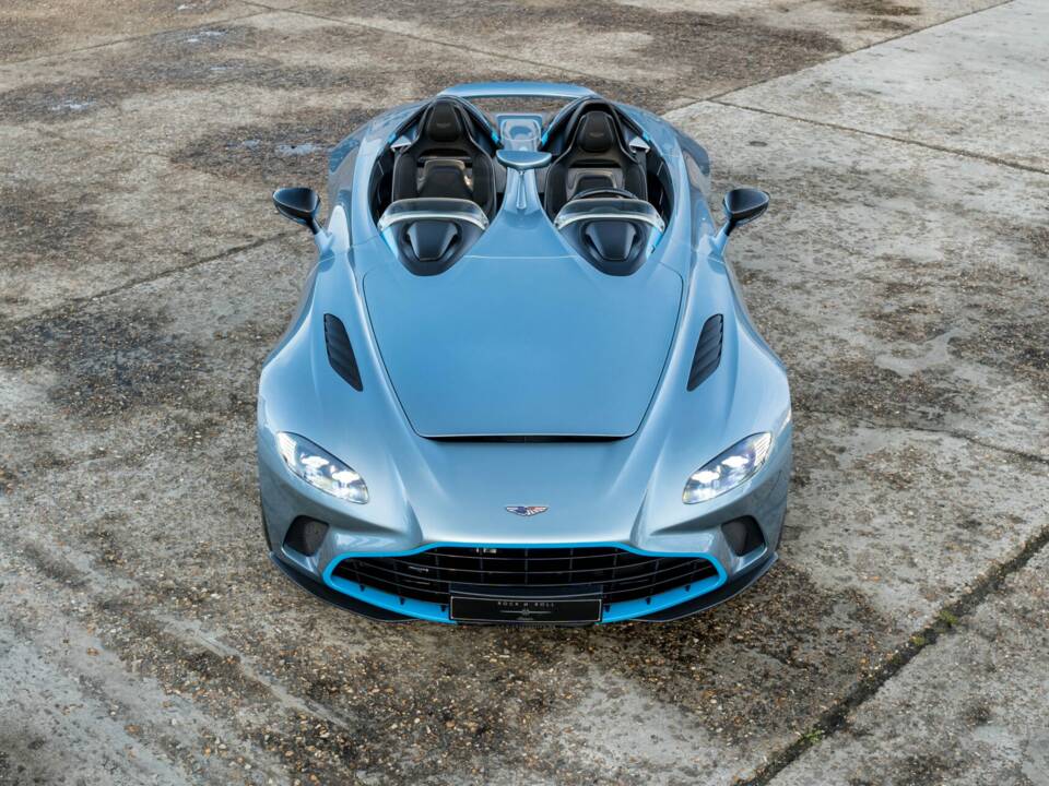 Bild 11/35 von Aston Martin V12 Speedster (2021)