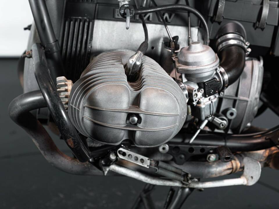 Bild 30/34 von BMW DUMMY (1987)