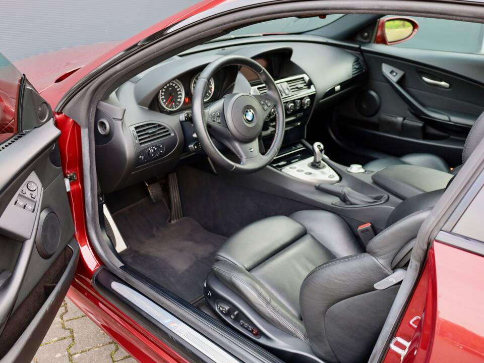 Bild 10/22 von BMW M6 (2005)