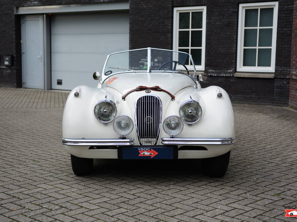 Afbeelding 2/19 van Jaguar XK 120 SE OTS (1954)