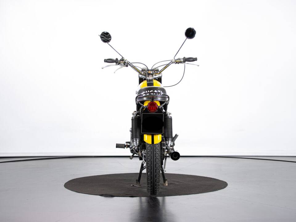 Image 6/32 of Ducati 350 Scrambler (1971)