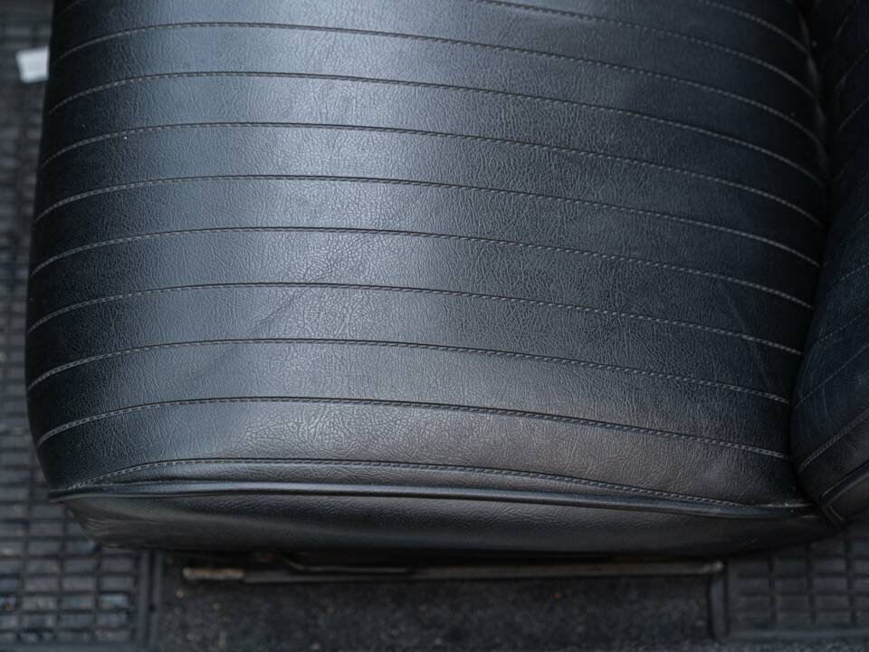 Image 28/47 of FIAT 500 L (1971)