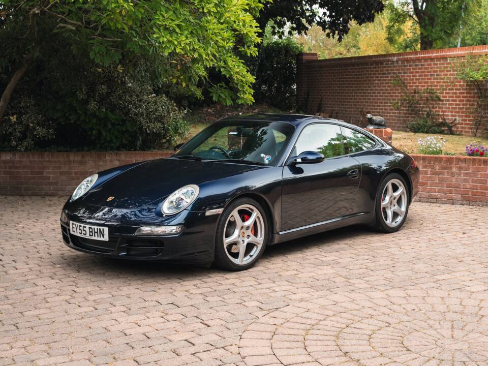 Bild 15/50 von Porsche 911 Carrera S (2005)