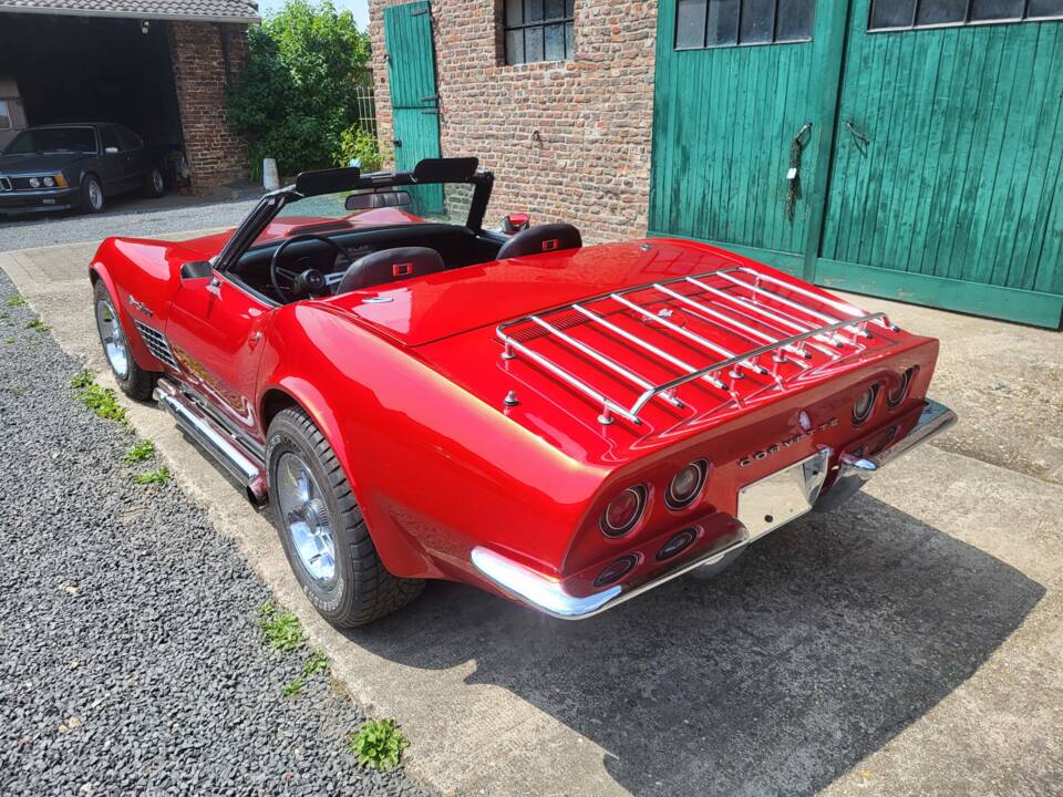 Image 19/71 of Chevrolet Corvette Stingray (1971)