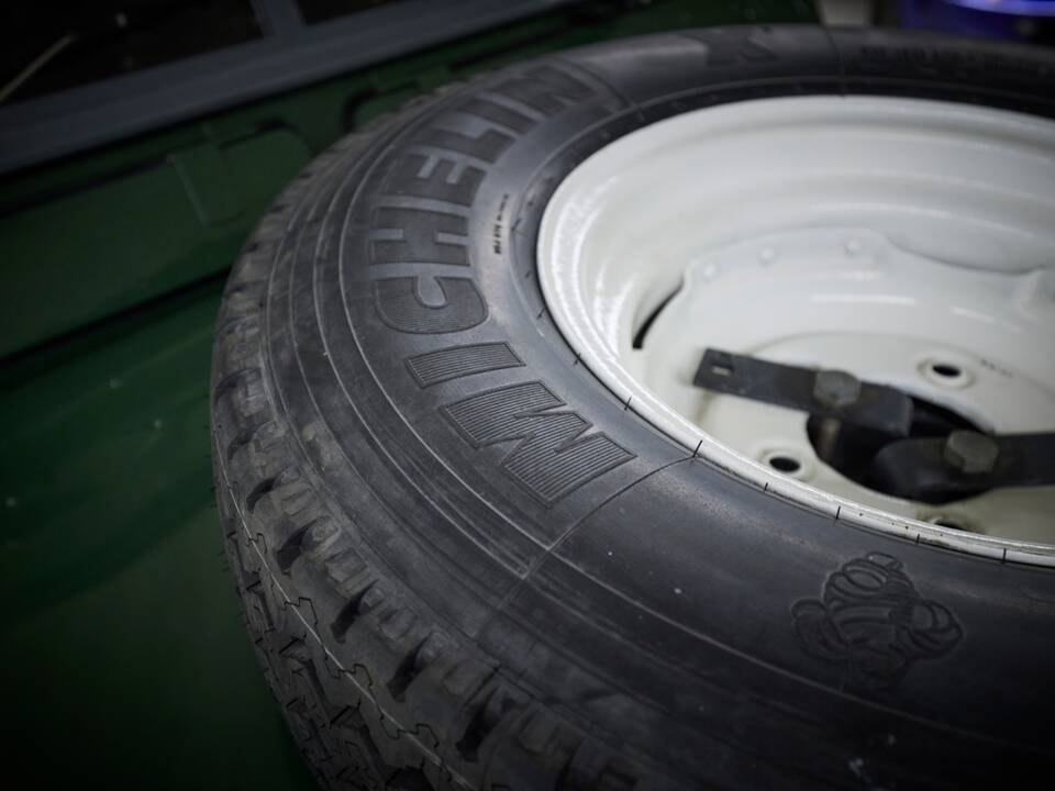 Bild 35/87 von Land Rover 88 (1972)