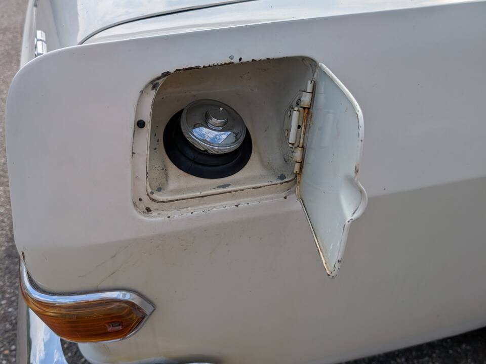 Image 21/35 of Opel Rekord 1700 (1964)