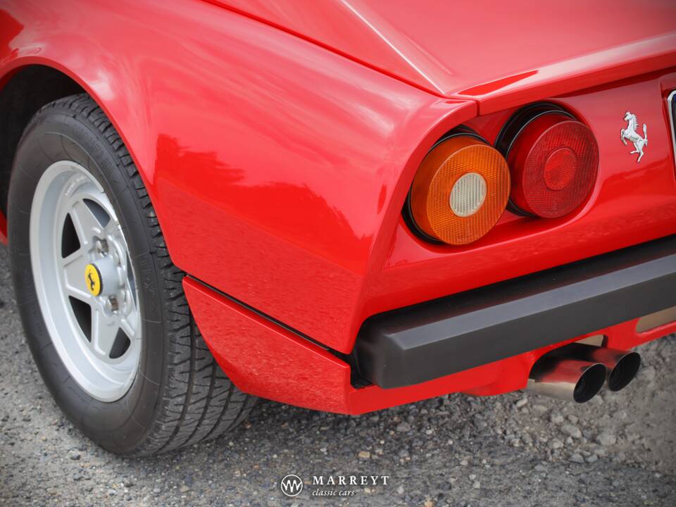 Bild 41/55 von Ferrari 308 GTBi (1981)