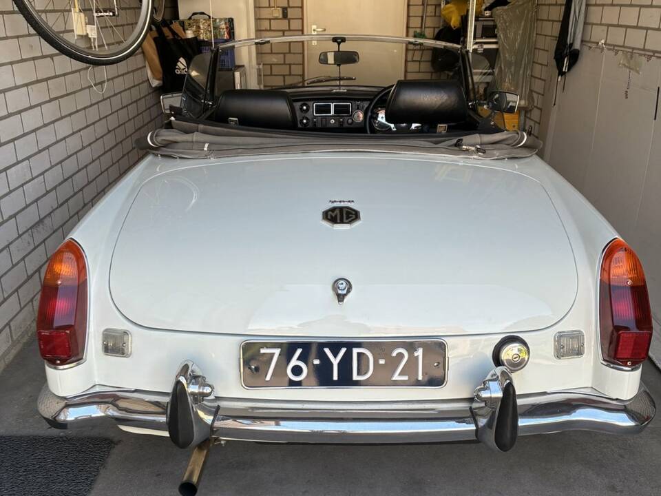 Afbeelding 5/8 van MG MGB (1973)