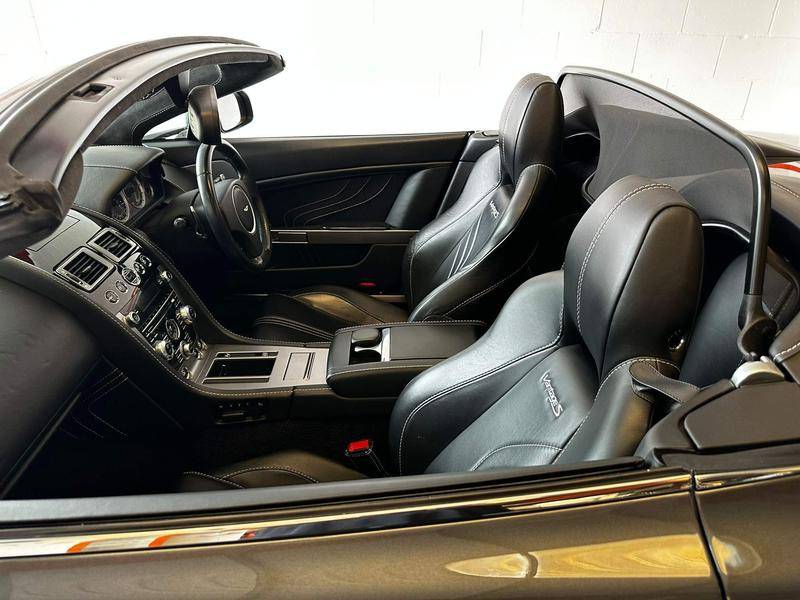 Imagen 25/50 de Aston Martin V8 Vantage S (2013)