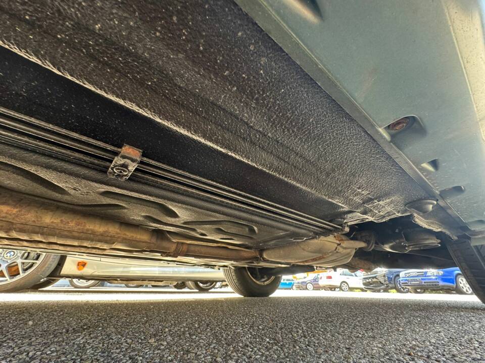 Image 25/46 of Mercedes-Benz 500 SE (1991)