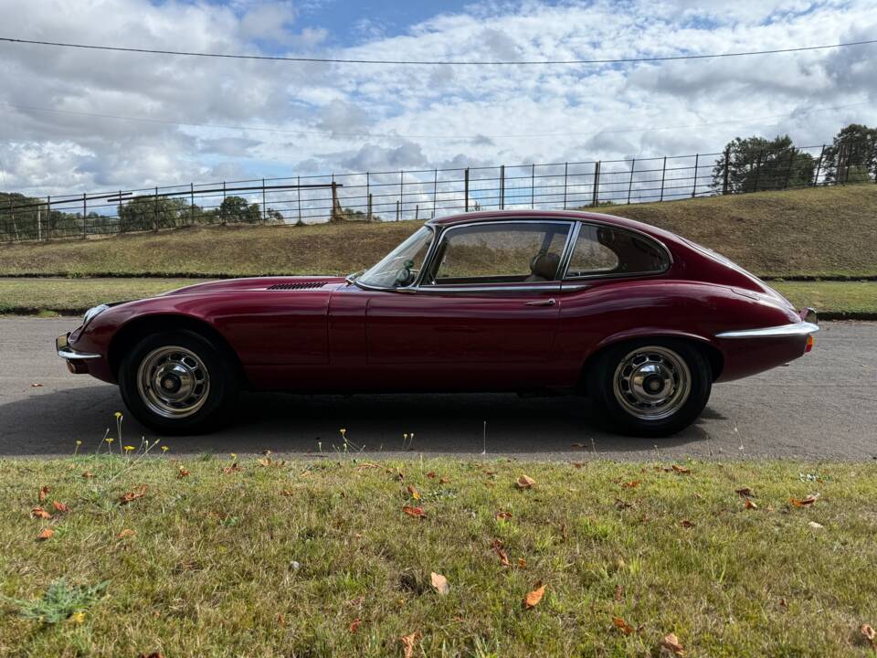 Bild 6/21 von Jaguar E-Type V12 (2+2) (1971)