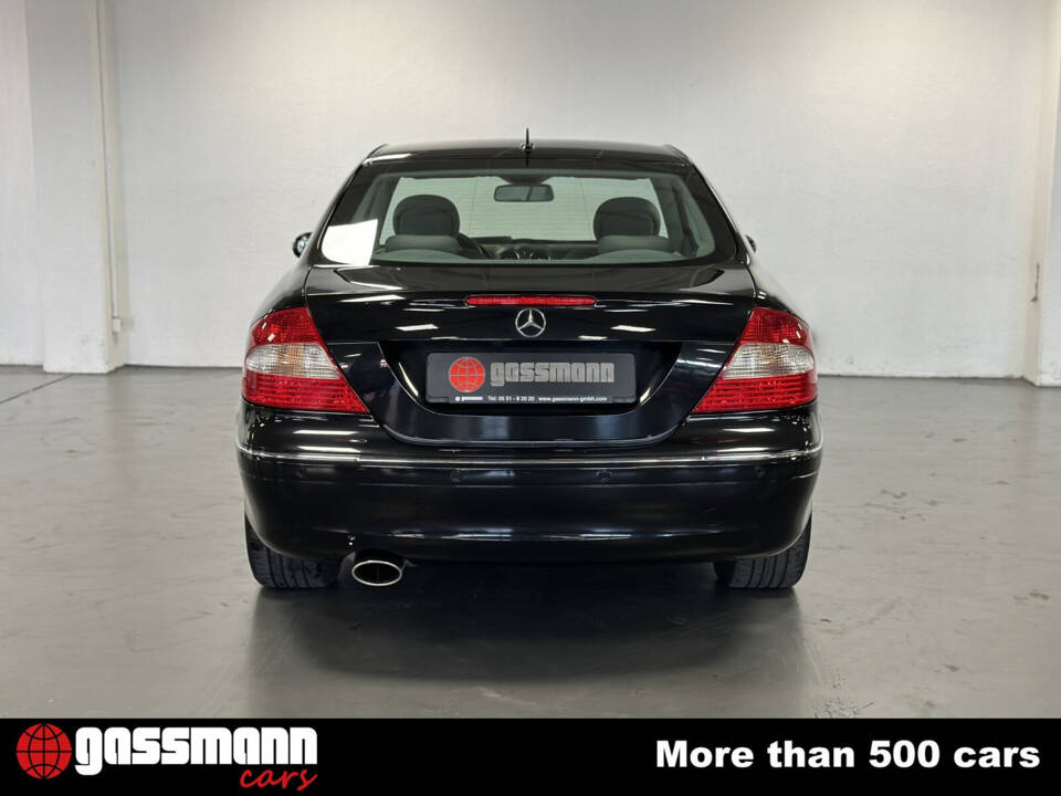 Image 7/15 of Mercedes-Benz CLK 280 (2006)