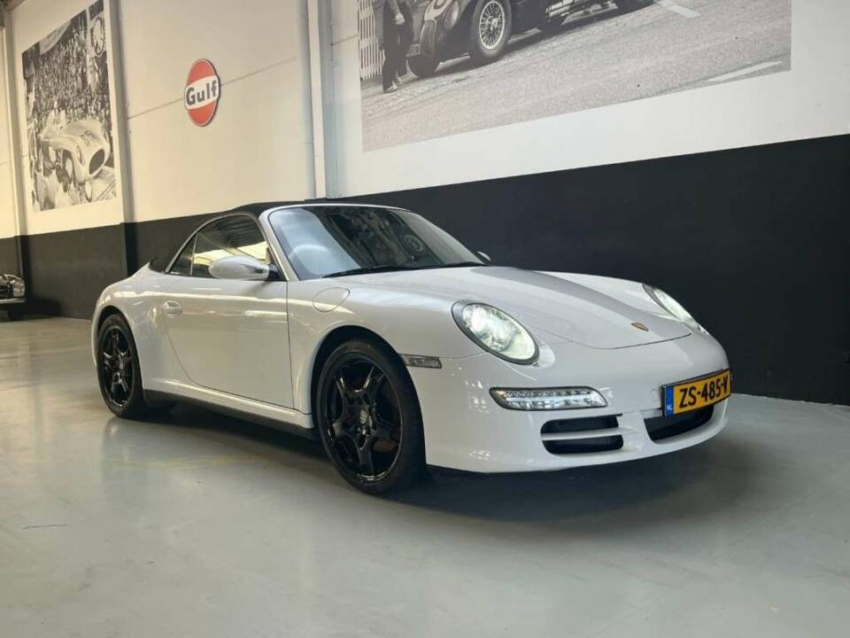 Bild 21/50 von Porsche 911 Carrera 4 (2007)