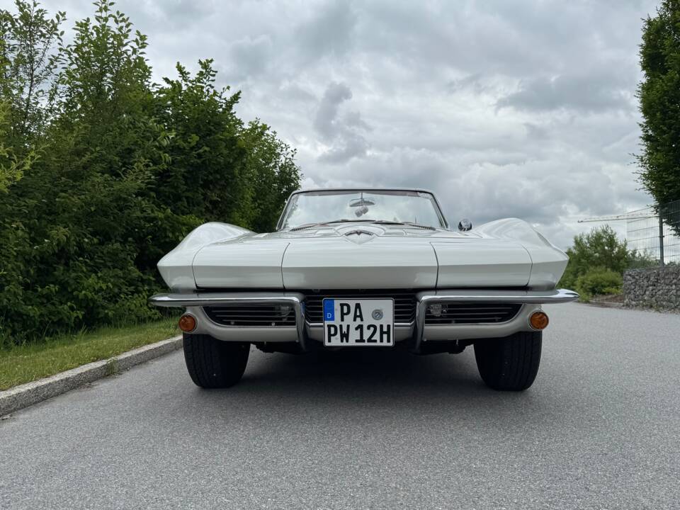 Image 5/52 of Chevrolet Corvette Sting Ray Convertible (1963)