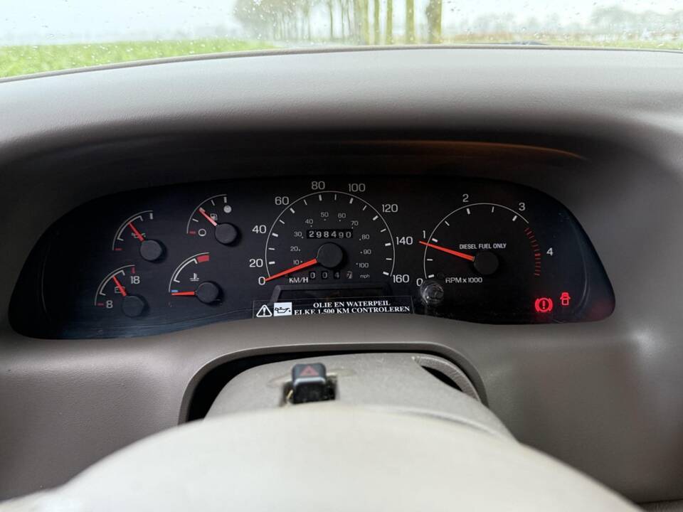 Image 8/9 of Ford F-350 (2001)