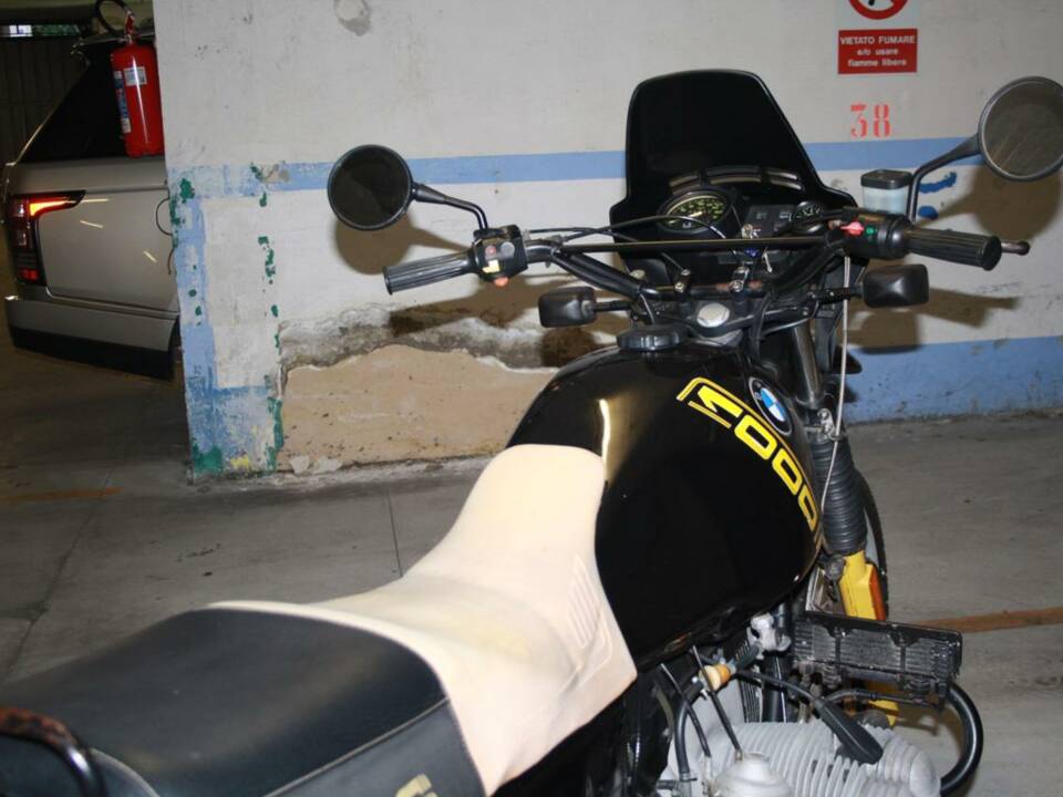 Image 49/50 of BMW DUMMY (1990)