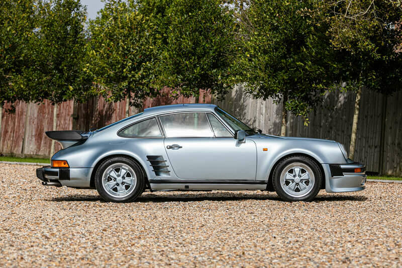 Image 5/40 of Porsche 911 Turbo LE (1989)