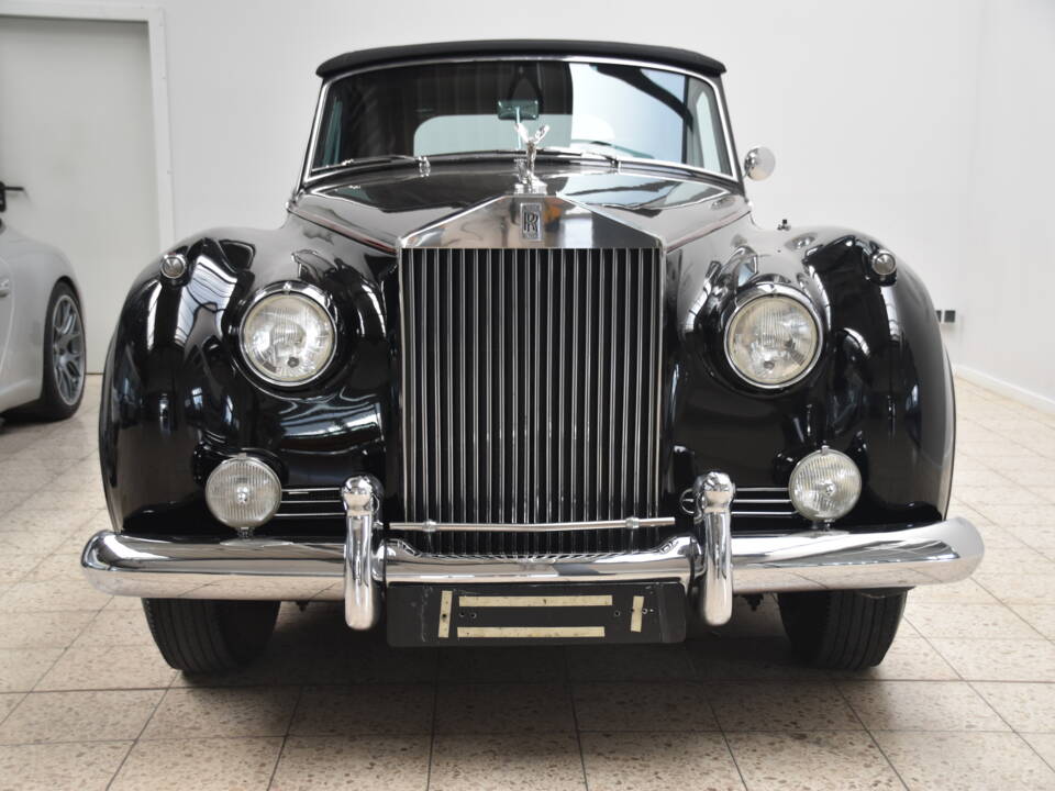 Image 4/23 of Rolls-Royce Silver Cloud I Mulliner (1959)