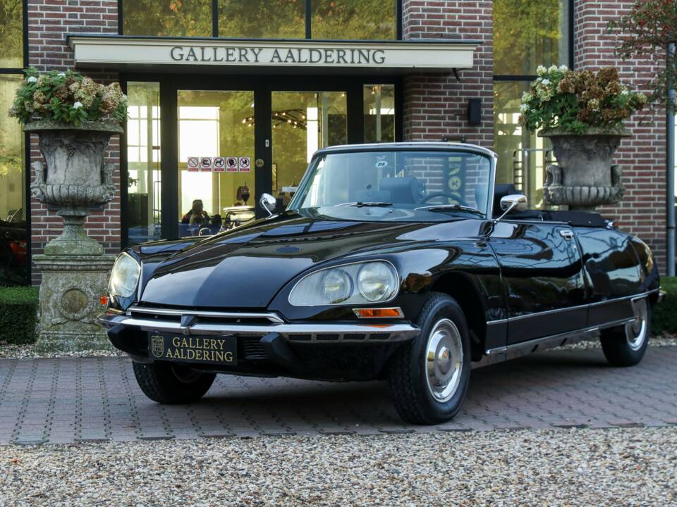 Bild 13/50 von Citroën DS 23 Injection (1973)