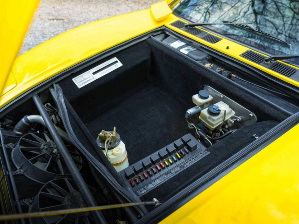 Image 18/18 of De Tomaso Pantera 90 Si (1991)