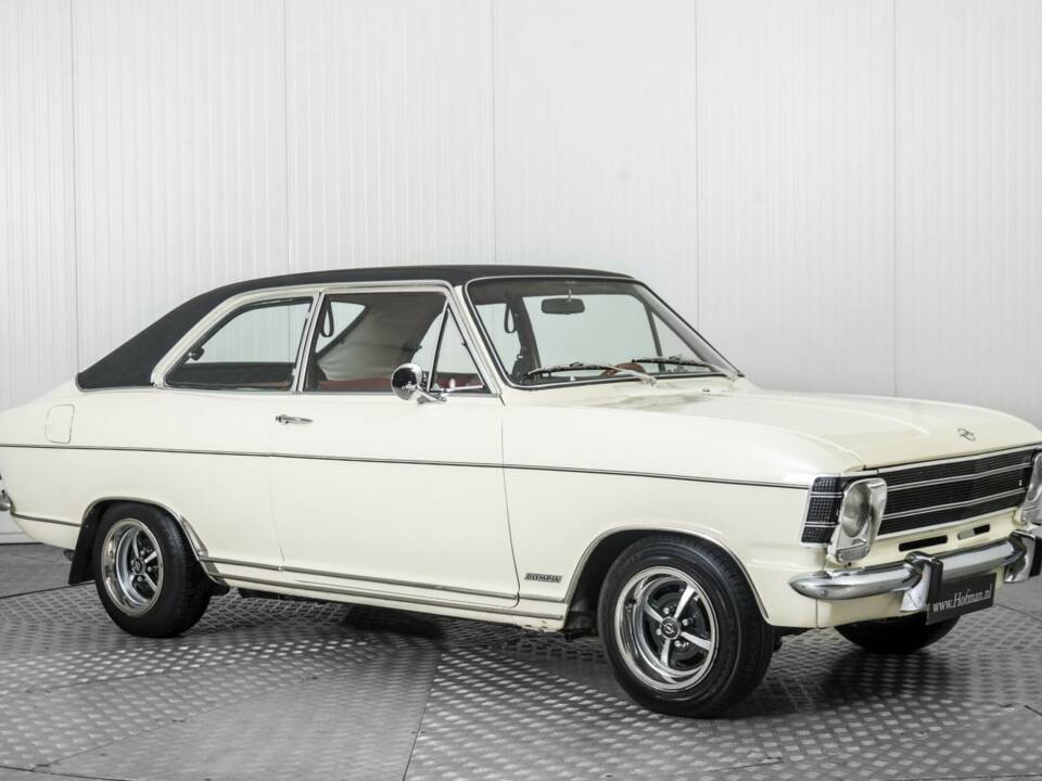 Image 5/50 of Opel Olympia 1700 S (1968)