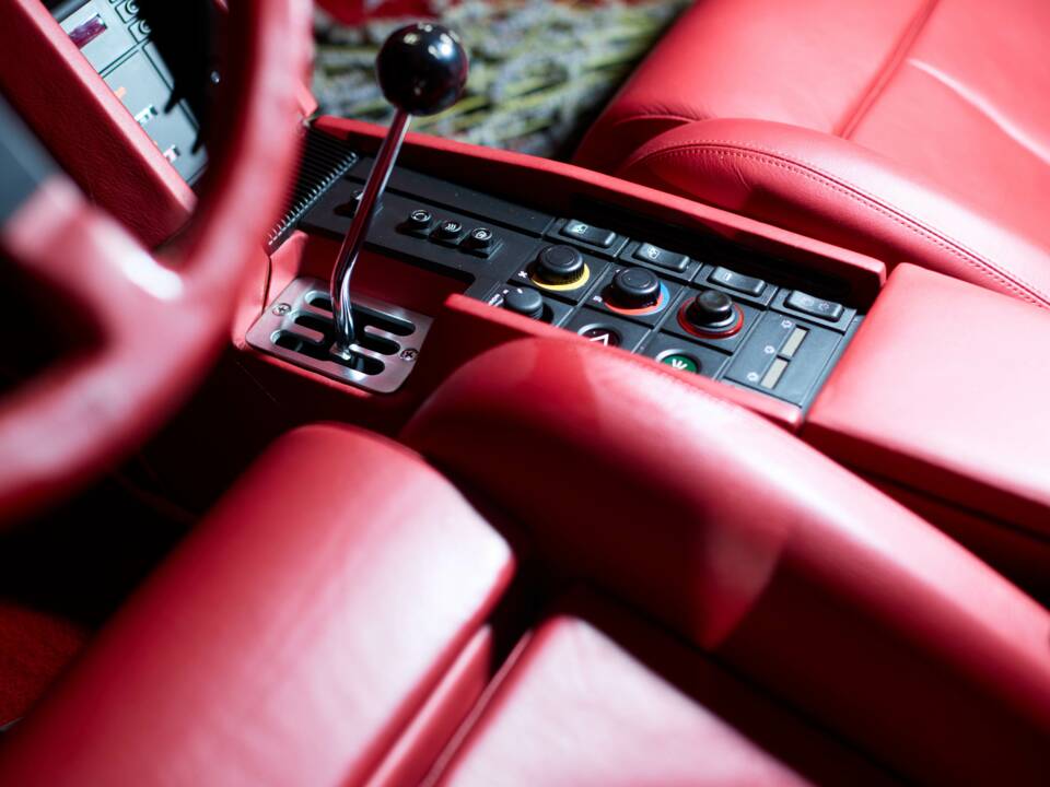 Image 20/56 of Ferrari Testarossa (1987)
