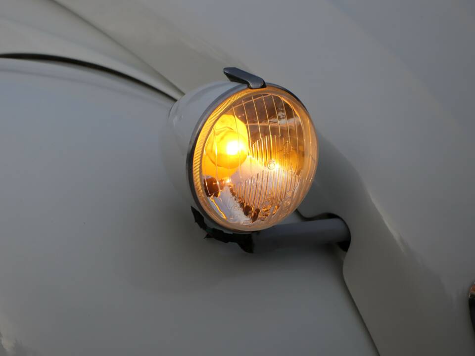 Image 49/50 of Citroën 2 CV 6 (1985)