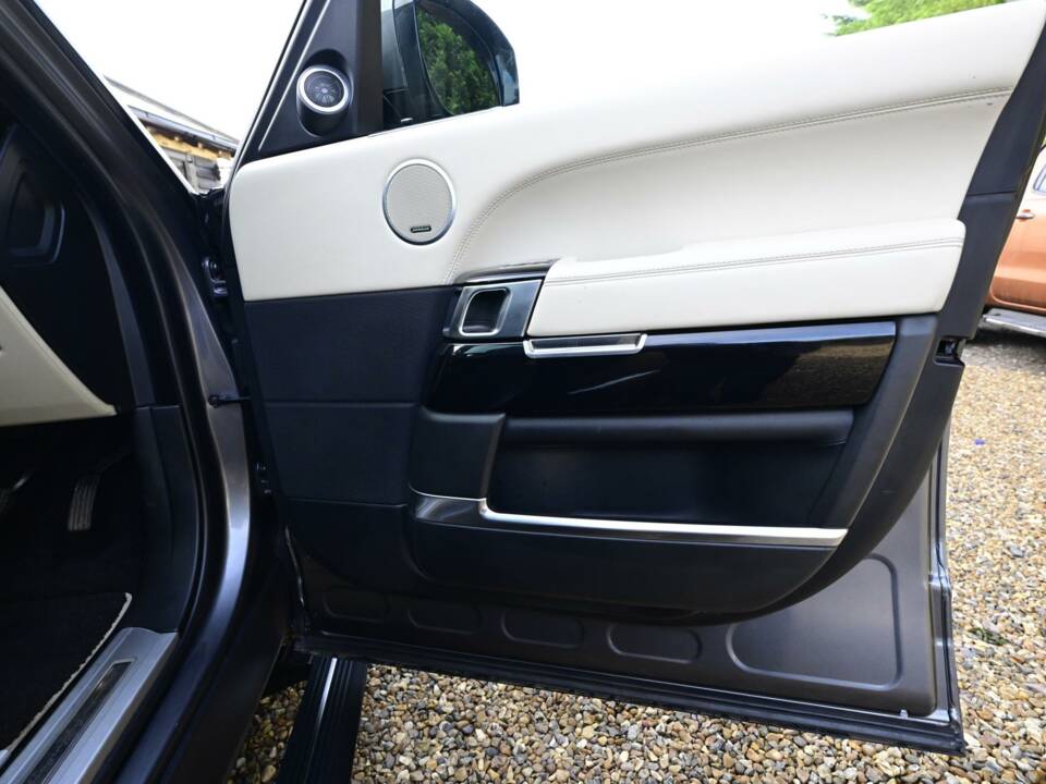 Image 47/50 de Land Rover Range Rover Autobiography SDV8 (2016)