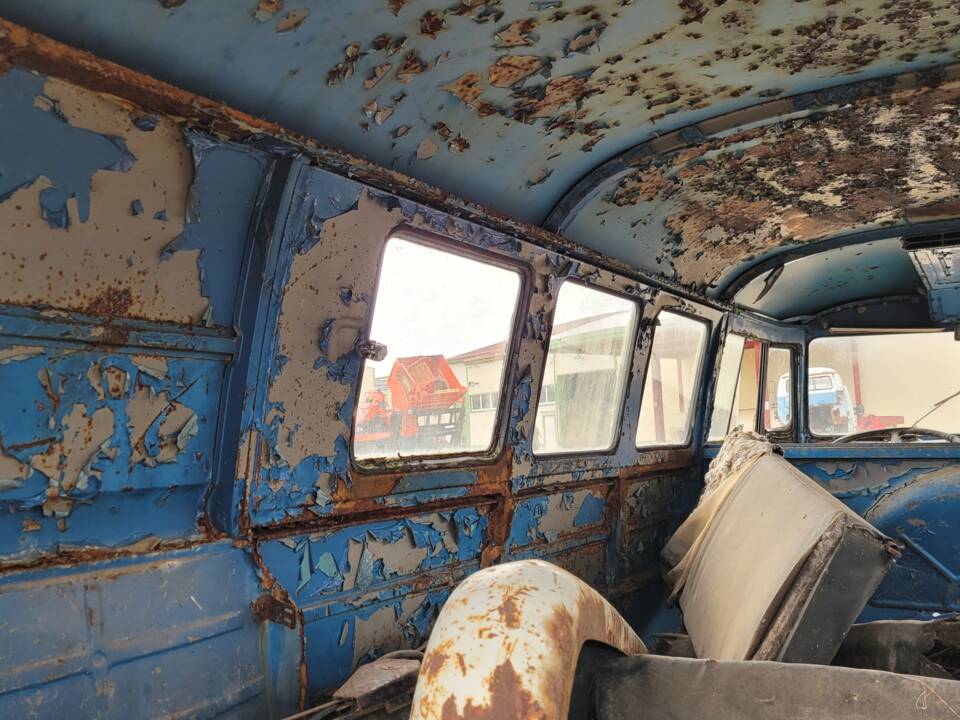 Bild 29/50 von Volkswagen T1 Kombi (1957)