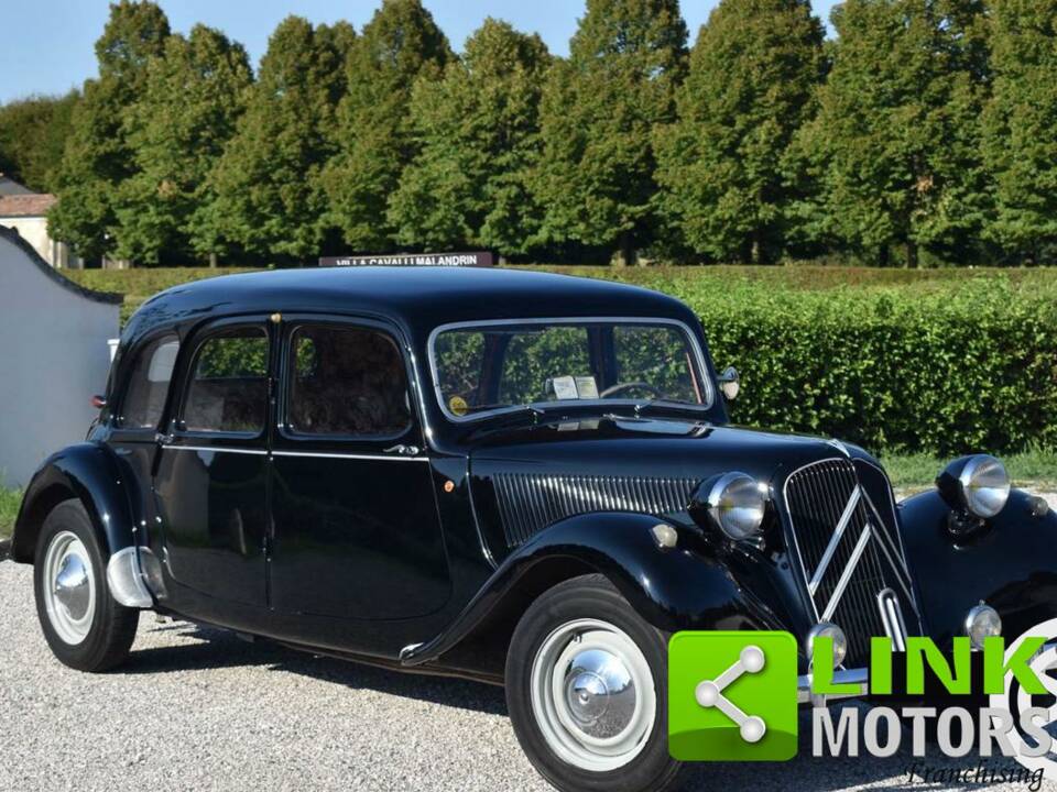 Bild 5/10 von Citroën Traction Avant 11 B&#x2F;D (1955)