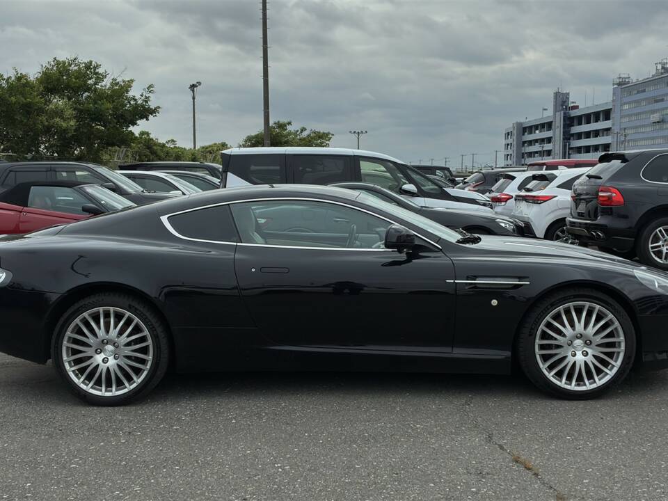 Imagen 6/60 de Aston Martin DB 9 (2011)