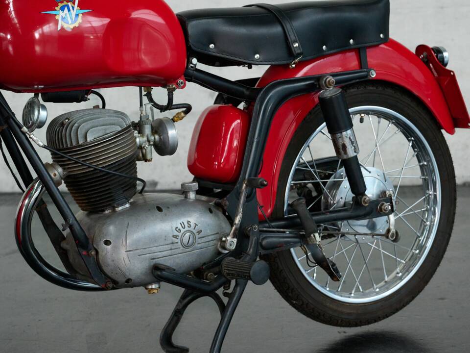 Image 3/28 of MV Agusta 125 TR (1958)