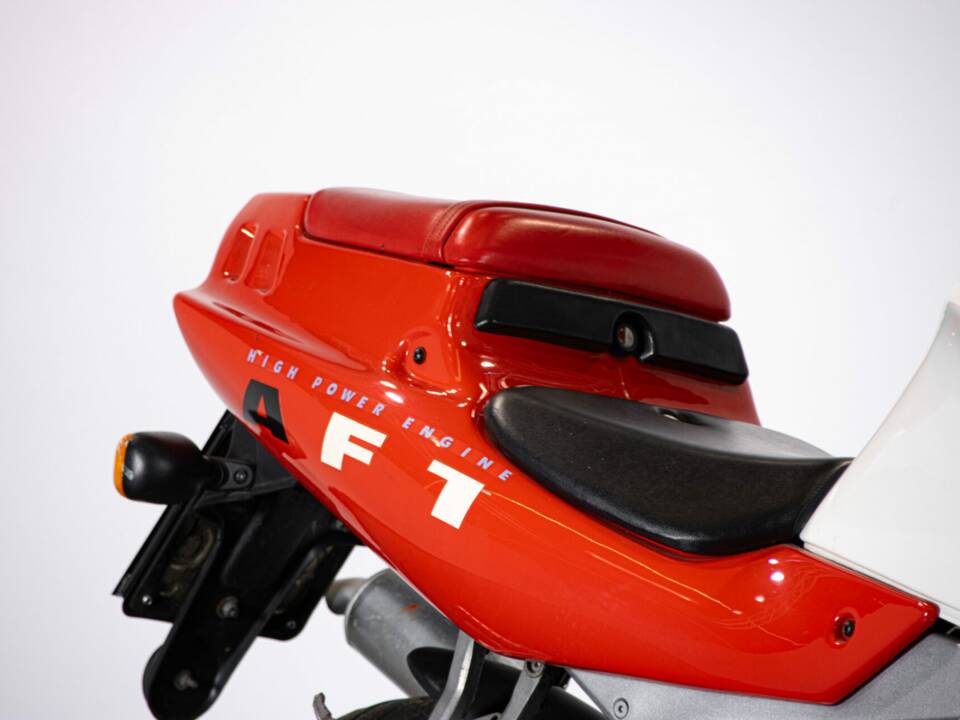 Bild 26/42 von Aprilia AF1 Futura Sport Pro 125 (1990)