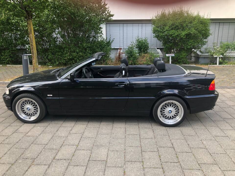 Imagen 16/23 de BMW 323Ci (2000)