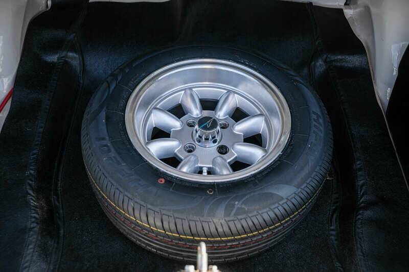 Image 31/38 of Ford Escort Twin Cam (1970)