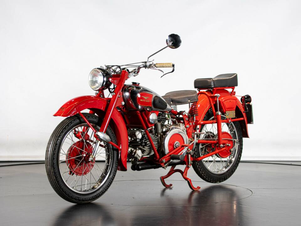 Imagen 7/50 de Moto Guzzi DUMMY (1952)