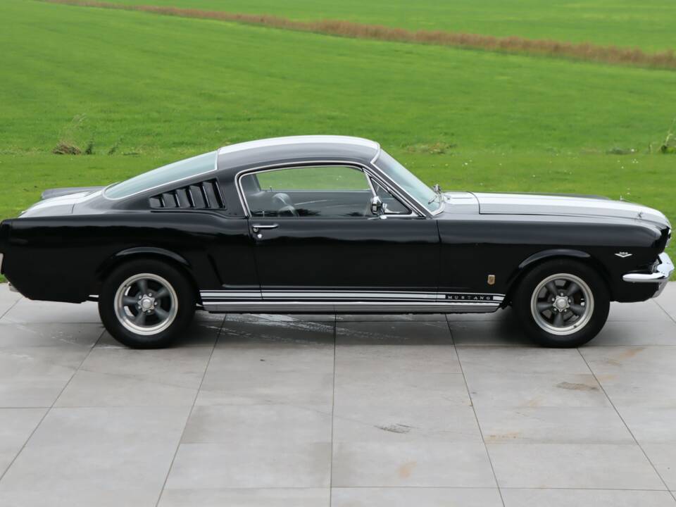 Bild 21/50 von Ford Mustang 289 (1966)