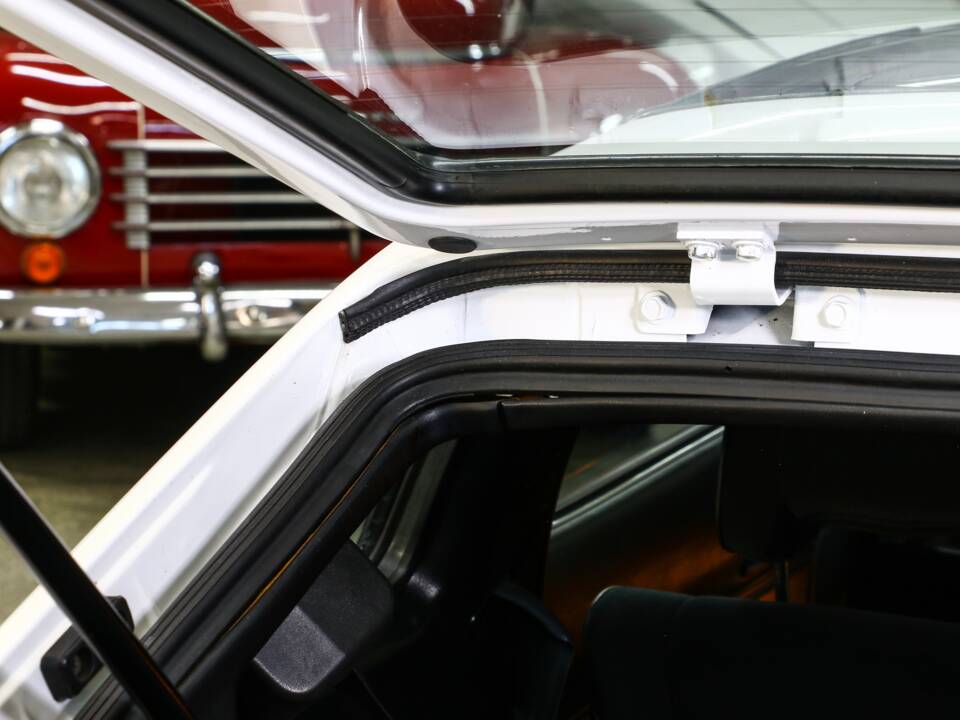 Image 19/26 of Datsun 280 ZXT Turbo (1983)