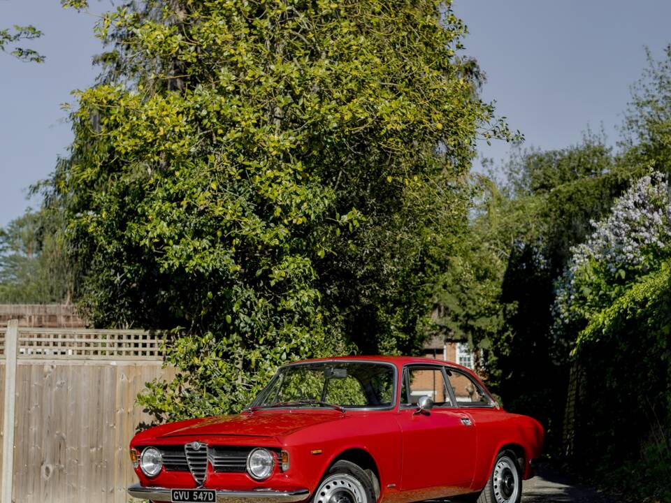 Image 12/50 of Alfa Romeo Giulia 1600 Sprint GT Veloce (1966)