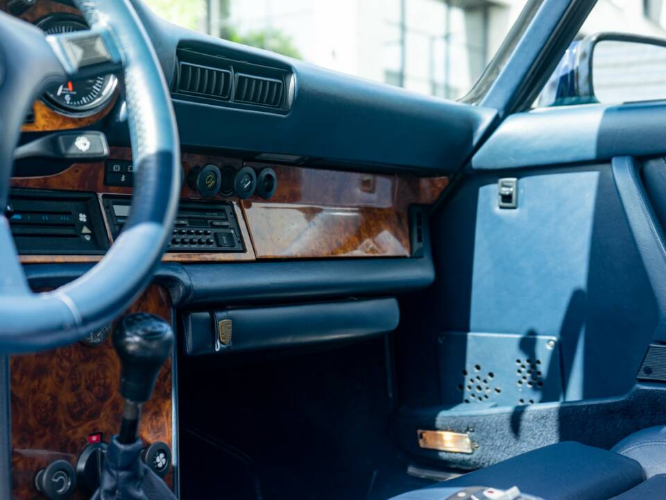 Bild 20/48 von Porsche 911 Carrera 3.2 (1984)