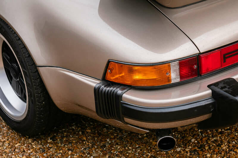 Image 35/50 of Porsche 911 SC 3.0 (1982)