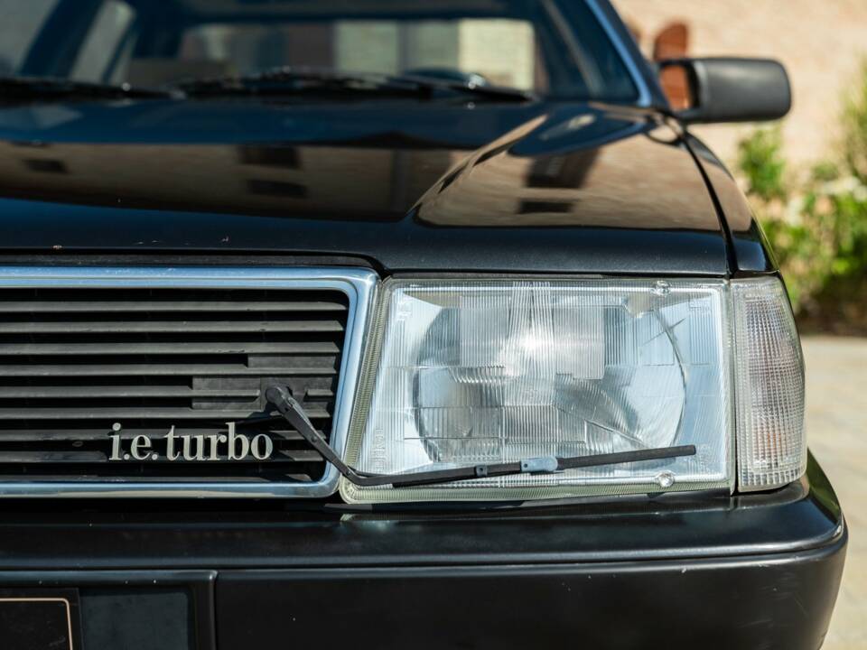 Bild 16/50 von Lancia Thema I.E. Turbo (1986)