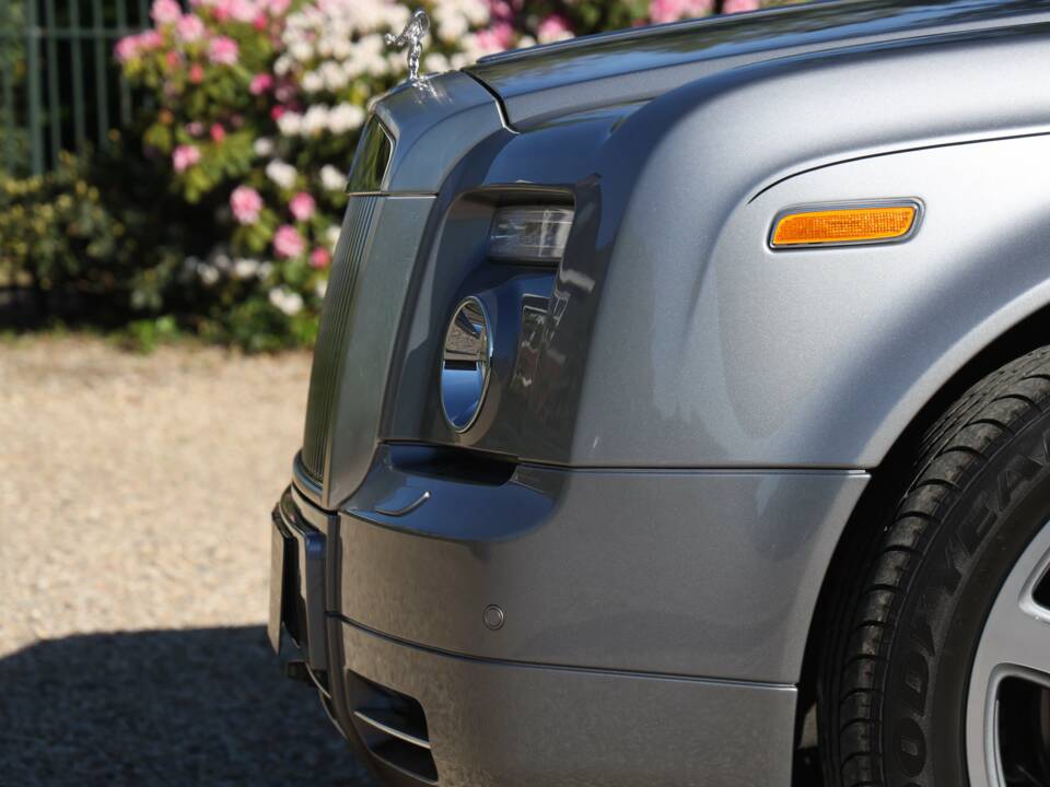 Image 47/50 of Rolls-Royce Phantom DHC (2009)